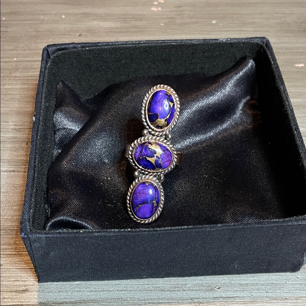 Purple Three-Stone Oval Copper Ring